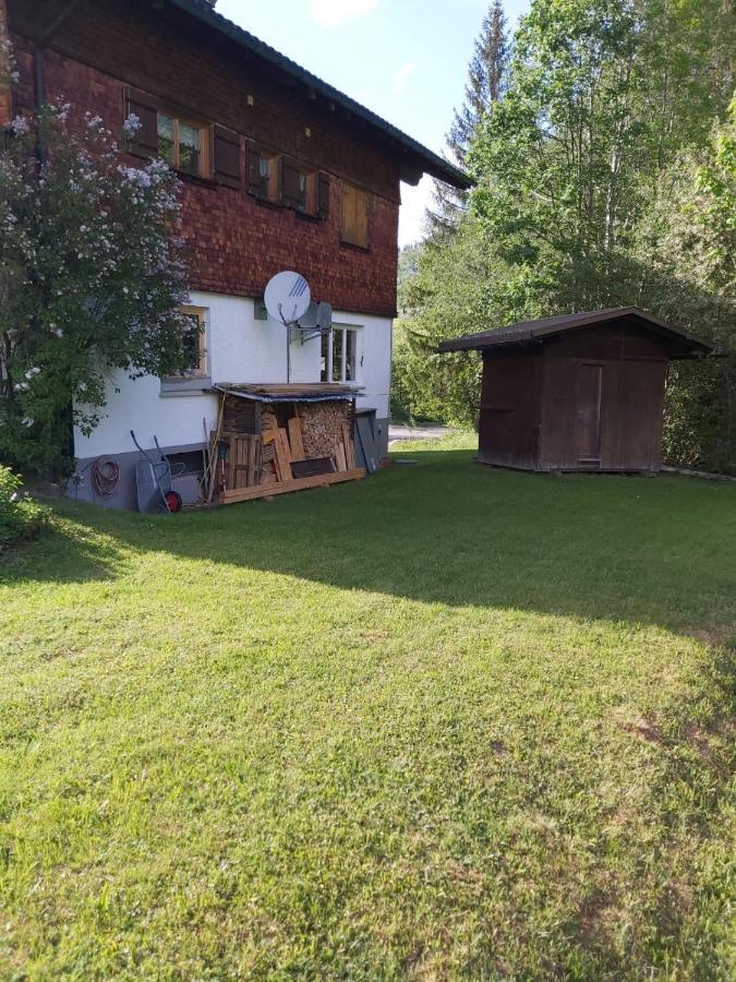 Kleine Ferienwohnung am Rande der Wildnis Sibratsgfäll Exterior foto